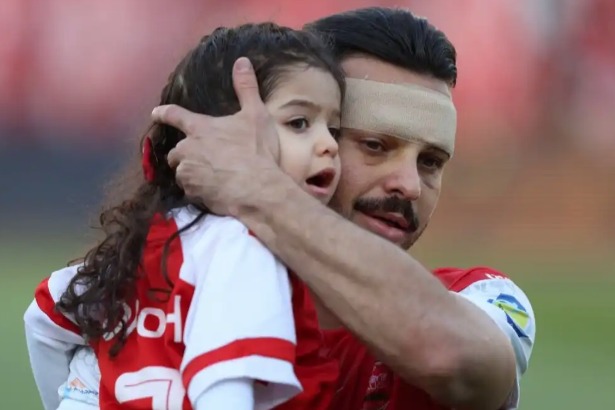 تماس پرسپولیس با سروش رفیعی؛ باید به ایران برگردی