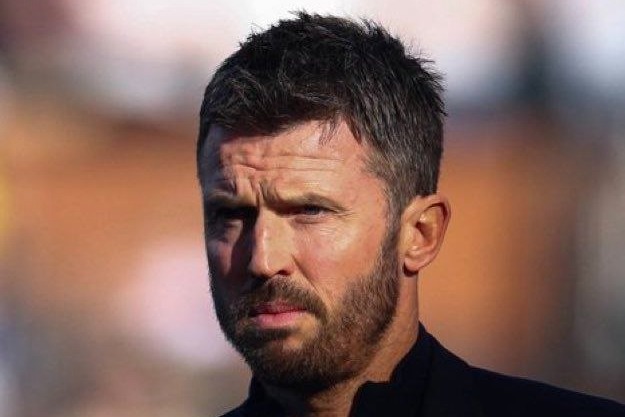 بازیکنان منچستریونایتد حامی مایکل کریک؛ آنها مشکل را در خودشان میبینند