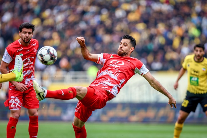 پورعلیگنجی دوست دارم با لباس پرسپولیس خداحافظی کنم