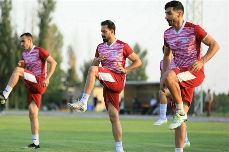 شاگردان منصوریان در تهران ماندند آلومینیوم سهشنبه به سیرجان میرود