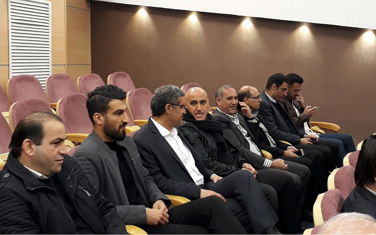 آغاز جلسه هماندیشی باشگاههای لیگ برتری با مسئولان داوری فوتبال