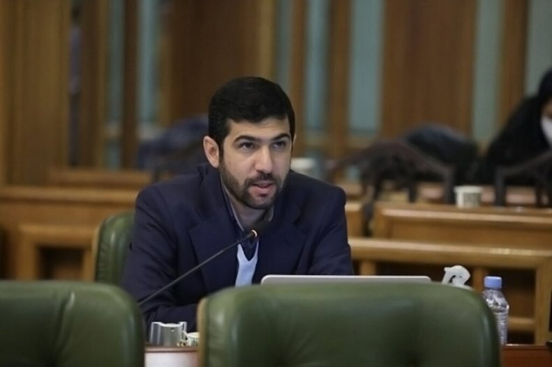 آخوندی به عنوان نماینده بخشی از سرمایهگذاران و سهامداران پرسپولیس معرفی شدهام