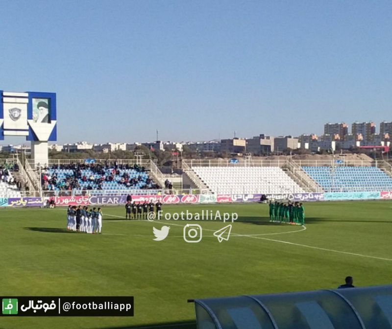 حاشیه بازی ماشین سازی ـ ذوبآهن/ اهتزاز پرچم تراکتور و دو تعویض اجباری ماشین سازی