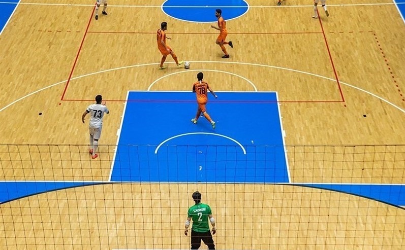 دیدار تیمهای فوتسال مس سونگون - شاهین کرمانشاه نیمه تمام ماند