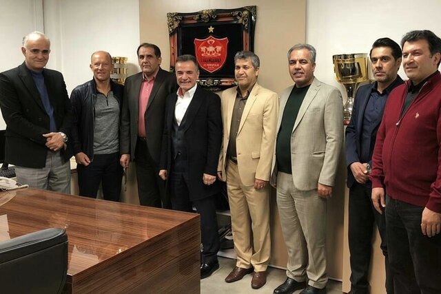 اظهارات پر ابهام مدیران پرسپولیس/ چرا خاکستر روی آتش ریختید؟