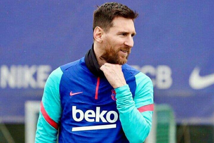 عکس؛ بازگشت مسی به چهره قبلی با بلند شدن ریشها