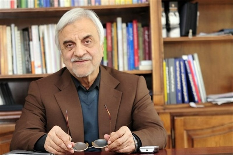 هاشمیطبا: اگر عزیزیخادم مرتکب تخلف شده، باید عزل شود