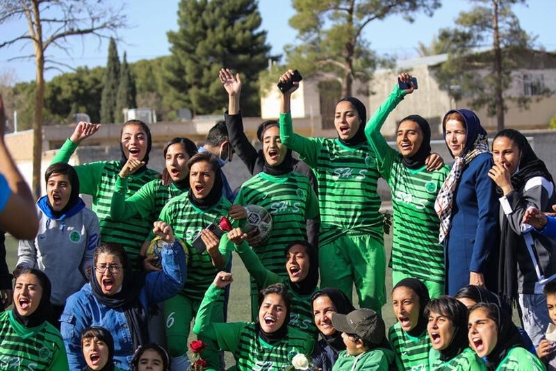 شهرداری سیرجان چگونه به صدرجدول فوتبال بانوان رسید؟/ پرواز در بهمنماه