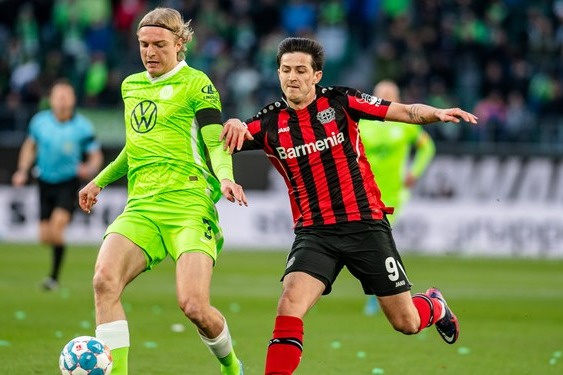 آزمون از لیست لورکوزن خط خورد (عکس)