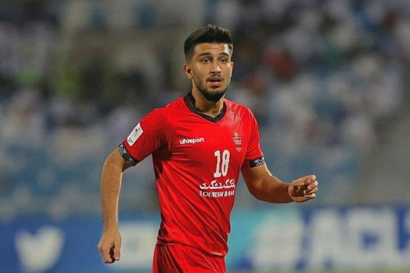 شریفی و نساجی؛ انتخابی به سود هافبک تیم پرسپولیس