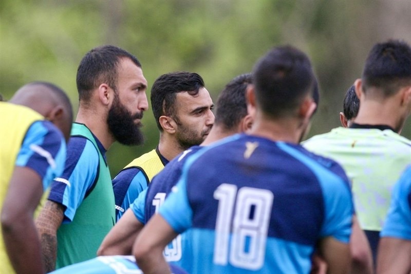کسرایی: باشگاه استقلال نام مطهری را از لیست خارج کرد