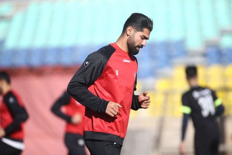 علیرغم یک نیم فصل ضعیف؛ اسدی در پرسپولیس میماند