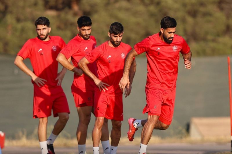 تمرین ۶۰ دقیقهای پرسپولیسیها در نوبت عصر
