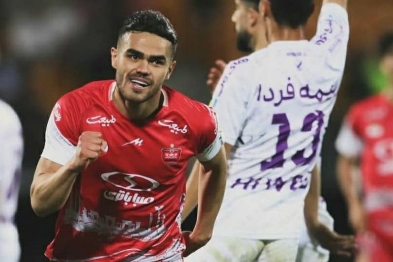 خوشحالی هواداران پرسپولیس از نیمکتنشینی اورونوف!