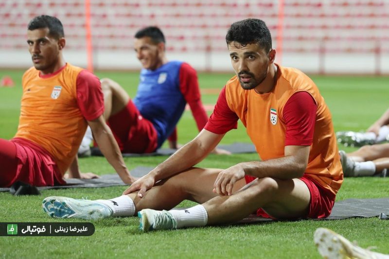 فراموشیِ فاجعه؛ نورافکن دوست دارد ایران با انگلیس همگروه شود!