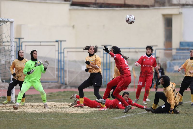 زنان پرسپولیس باز هم نبردند؛ کامبک لحظه آخری گلگهر مقابل ملوان