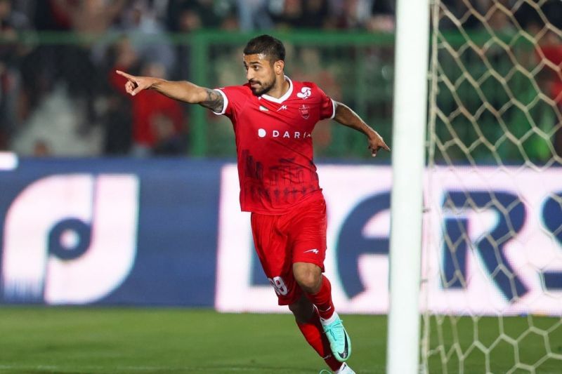 مصدومیت وینگر پرسپولیس؛ دست اوسمار خالیتر شد!