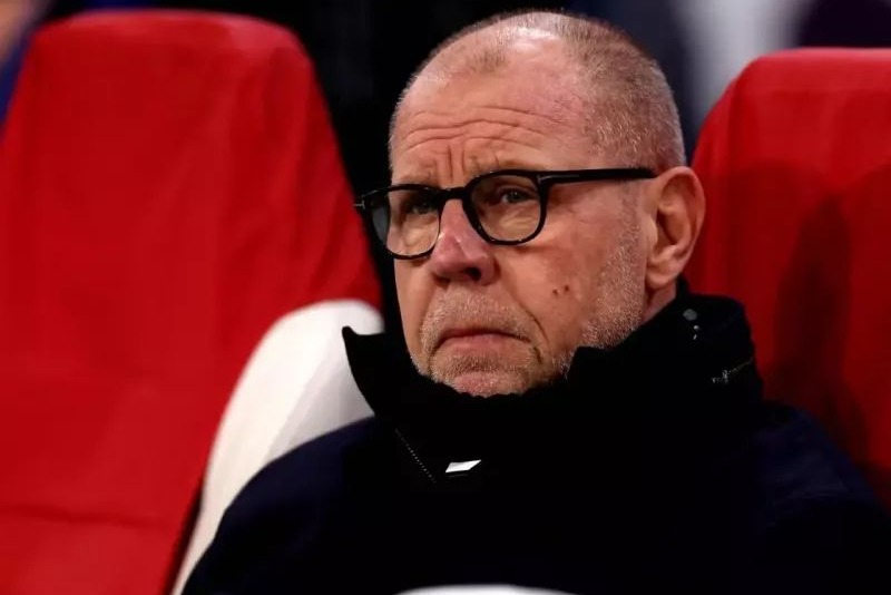 تیم پرافتخار اروپا سرمربی موقت خود را برکنار کرد