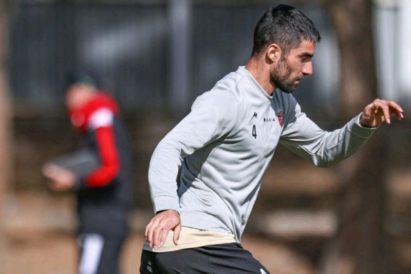 اعتماد راسخ قلعهنویی به میلاد؛ مدافع پرسپولیس بازهم فیکس شد!