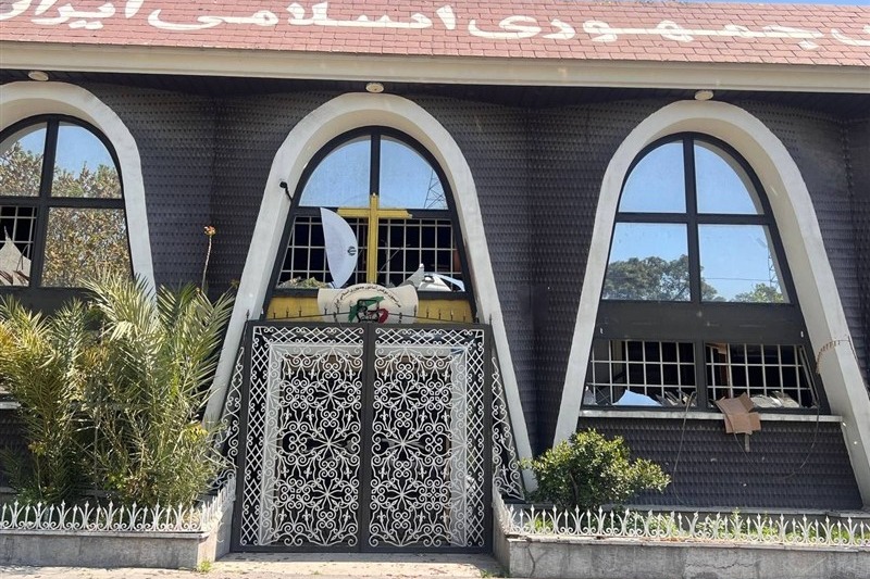 آسیب به ساختمان فدراسیون بوکس در پی موج انفجار از اصابت موشک + عکس