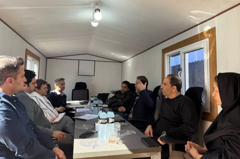 برگزاری جلسه بررسی روند بازسازی ورزشگاه زنده یاد سیروس قایقران بندرانزلی