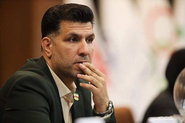 علیرضا پاکدل خبر داد: فدراسیون هندبال ۲۰ میلیارد خسارت دیده است/ کمپ جدید را جانمایی می کنیم