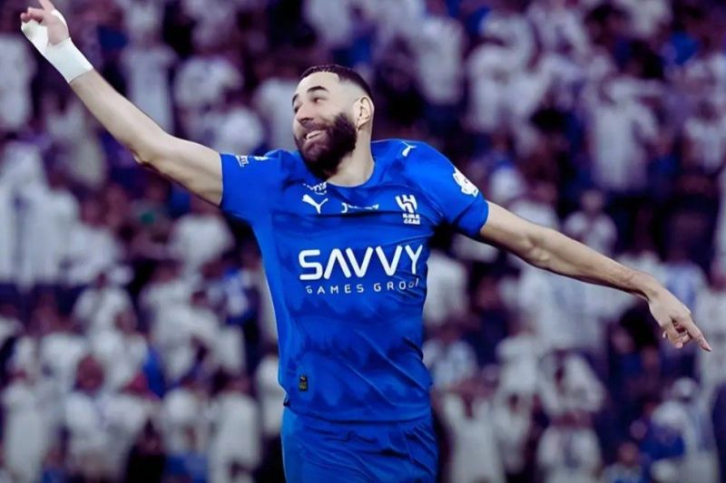الهلال با درخشش بنزما، الخلود را ۶-۰ در هم کوبید