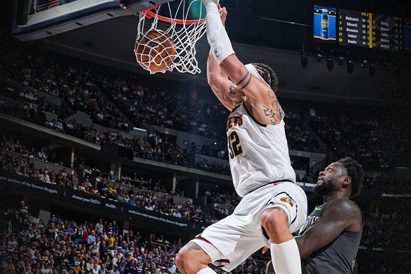 پلیآف NBA؛ لبران در 41 سالگی همچنان پادشاه است