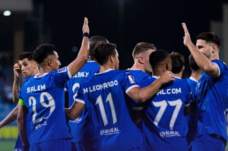 در تعقیب النصر؛ الهلال - ضمک ساعت 21:30 از شبکه استادیوم