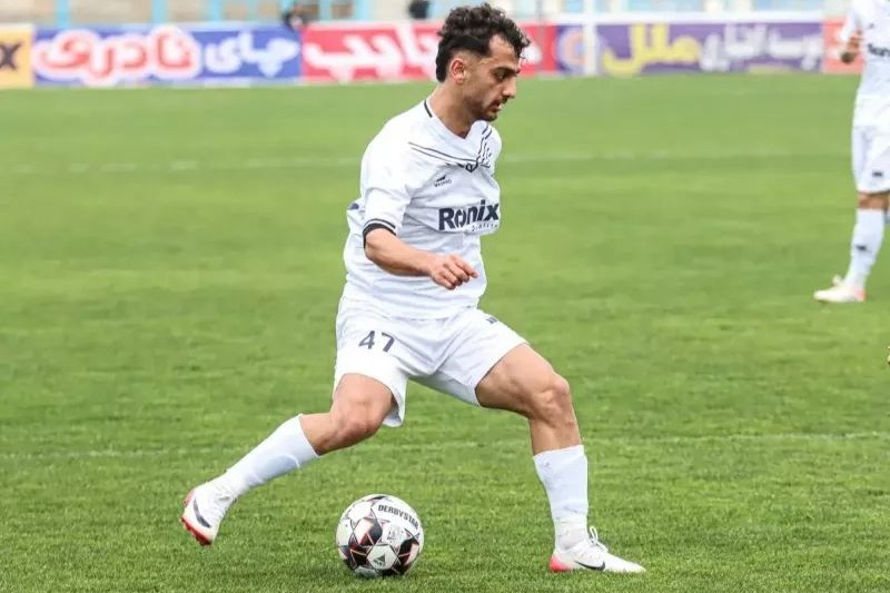شمس آذر به دنبال تفاهم با پرسپولیس بر سر پرونده فخریان