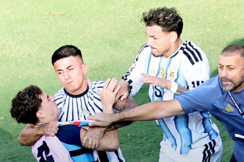 واکنش جنجالی گاوی به درگیری فینال؛ فوتبال باید کمی خشنتر باشد!
