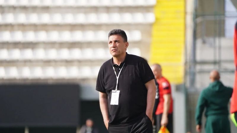 تکلیف قلعهنویی و تیم ملی، مشخص نشد