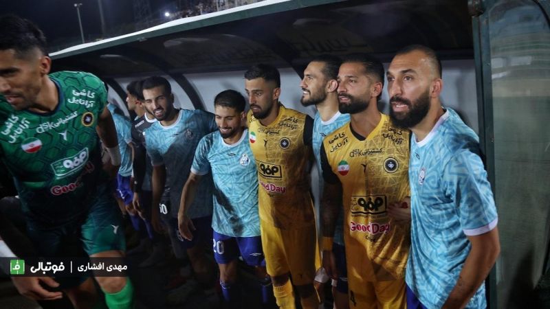 حسینی با دیدن چشمی با او دست نداد و مسیرش را عوض کرد!