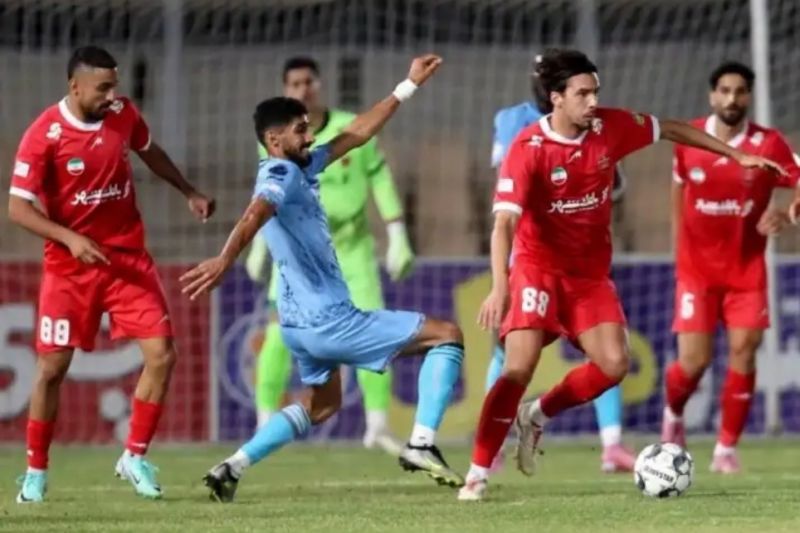 پرسپولیس، یکی از چهار حریف تدارکاتی چادرملو
