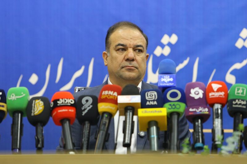 متدین: پروندههایی داریم که باعث بسته شدن پنجره میشود