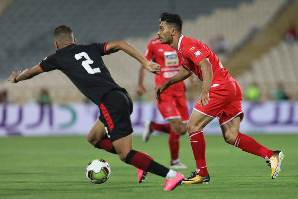 بزیک: بردهای پی‌درپی پرسپولیس حریفان را می‌ترساند/ شاید بیرانوند چند ماه دیگر پیشنهادی نداشته باشد