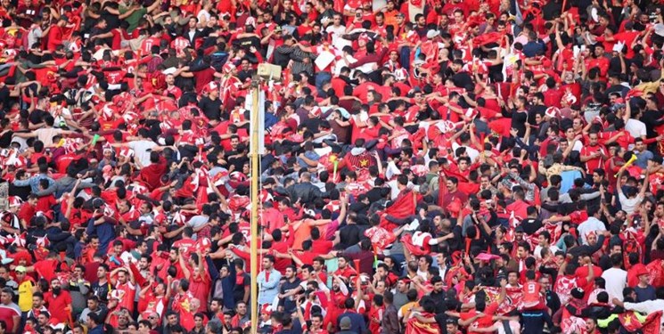 تصادف شدید هوادار پرسپولیس در اتوبان شهید باکری