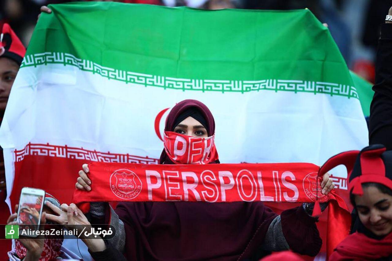 گزارش تصویری: بانوانی که فینال را از نزدیک میبینند