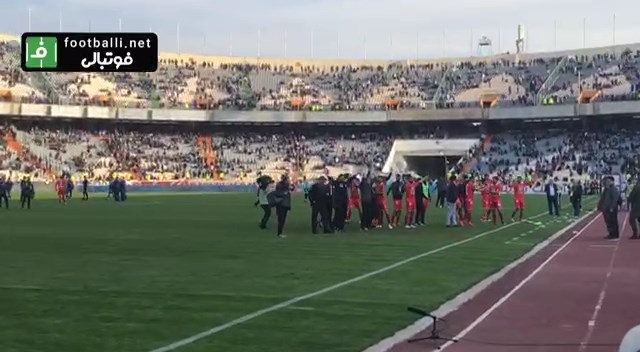 اختصاصی/ شادی ایسلندی هواداران و بازیکنان پرسپولیس در پایان دربی