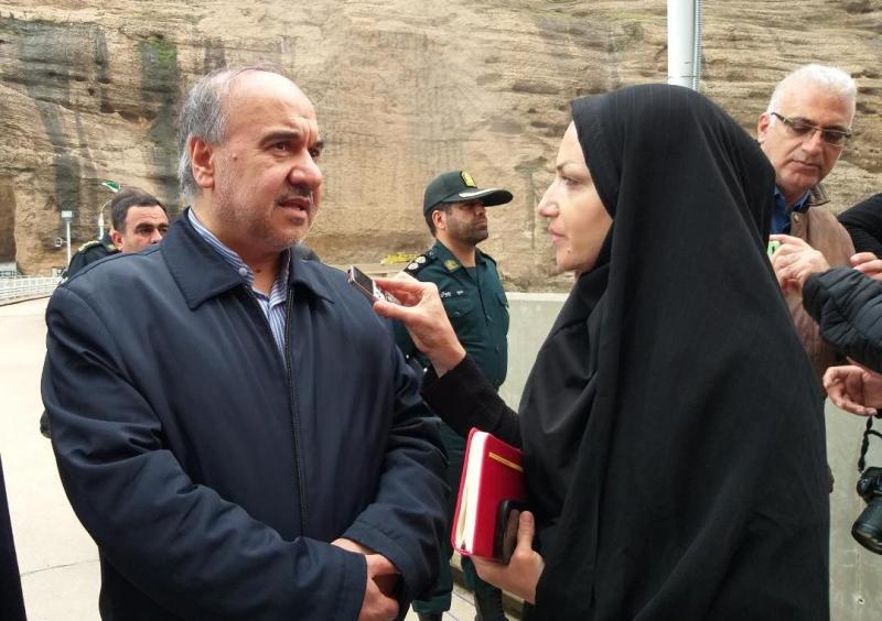 سلطانی‌فر: به فدراسیون فوتبال برای انتخاب سرمربی تیم‌ملی اولتیماتوم نمی‌دهم