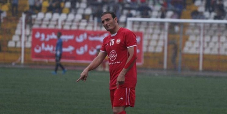 مهدوی: فروزان آدمی نیست که شرطبندی کند/گل فردوسی با شجاعی یر به یر شد!