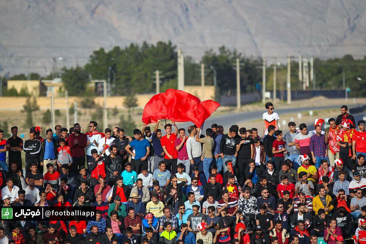 اعتراض شدید آذری: حق ما را در فولاد شهر خوردند