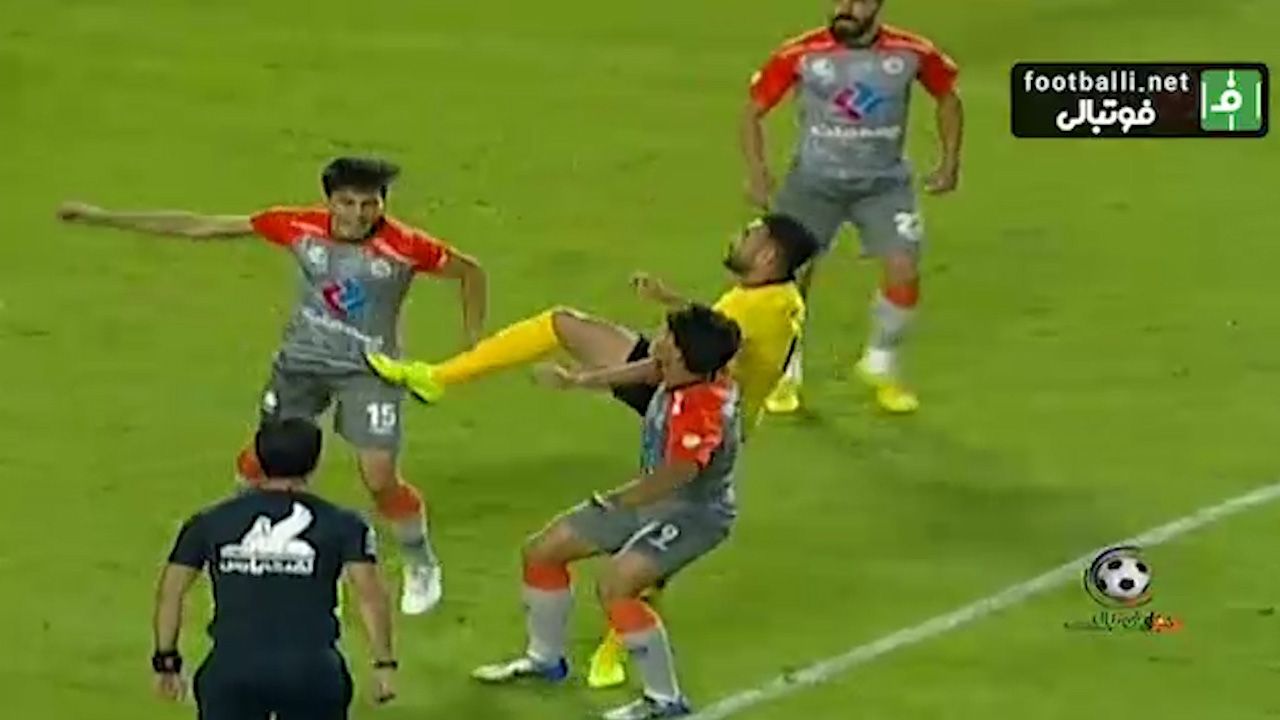 شب های فوتبالی/کارشناسی داوری بازی سپاهان 0-0 سایپا