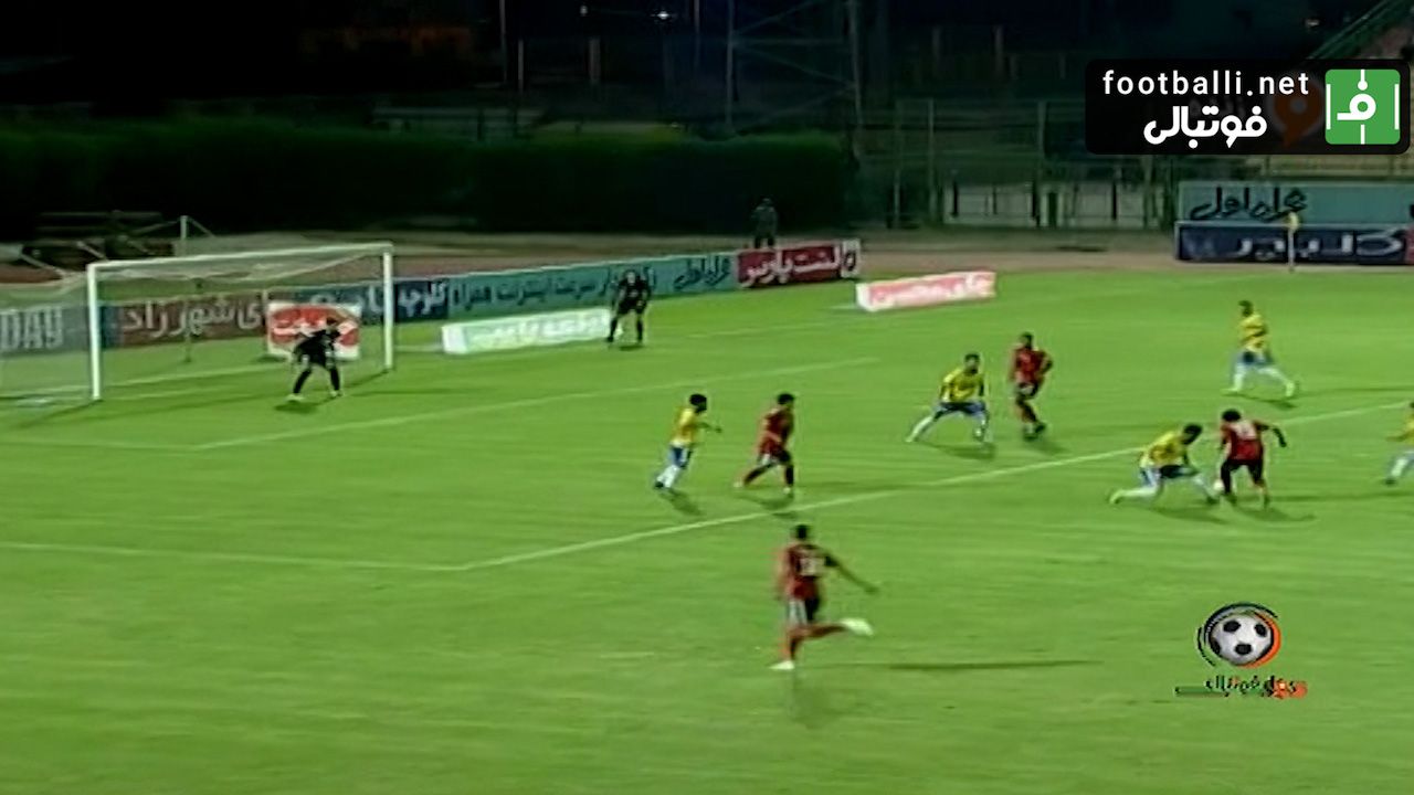 شب های فوتبالی/کارشناسی داوری بازی های صنعت نفت آبادان 2-1 تراکتور و پیکان 2-1 ذوب آهن