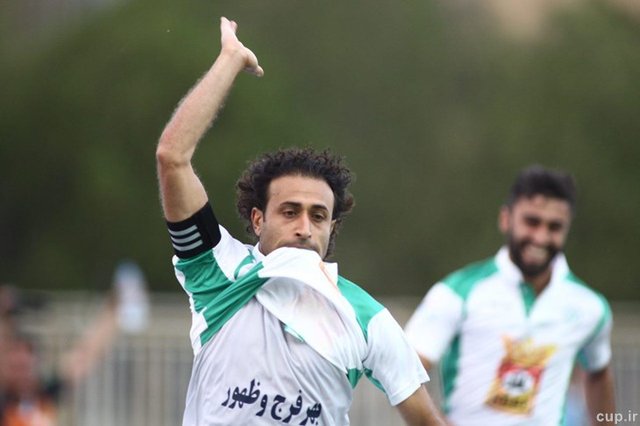 رجب‌زاده: نتایج ذوب آهن در تیم دیگری گرفته می‌شد تاکنون مربی‌اش عوض شده بود
