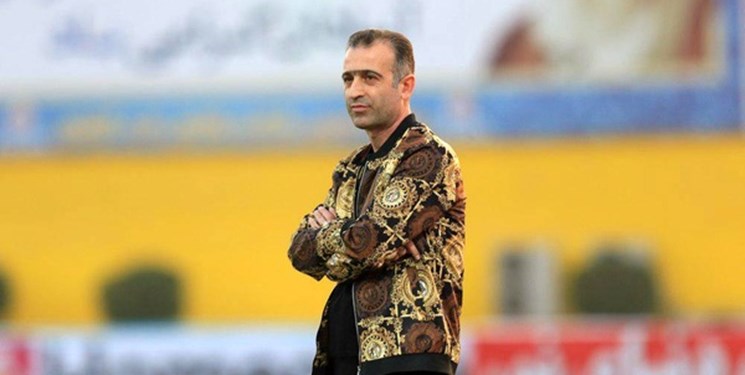 هدیه کمالوند برای هوادار نوجوان تیم فوتبال پارس جم