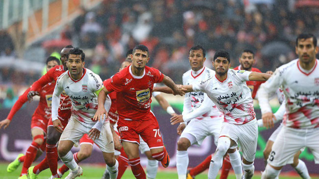 حضور شبانهروزی پلیس مقابل هتل پرسپولیس/ ساعت ۱۴ جلسه فنی برانکو با شاگردانش