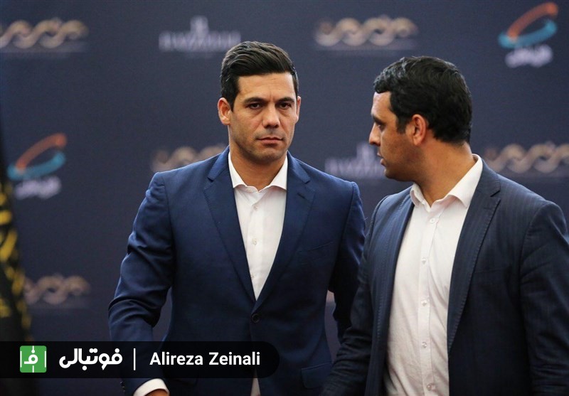 شکوری: به فتاحی اتهام نزنید، درباره برکناری او مستند صحبت کنید