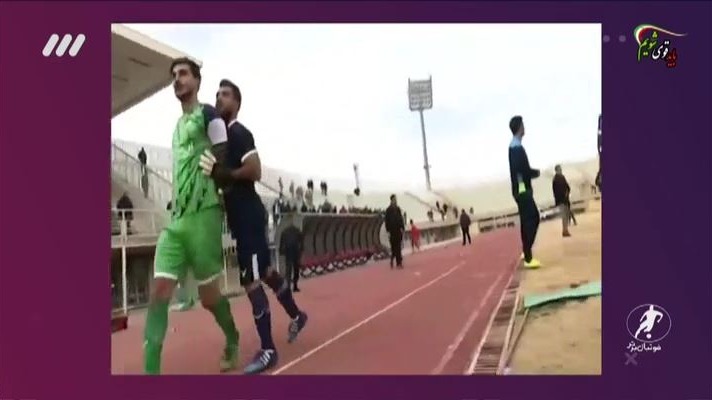 فوتبال برتر/ درگیری و اتفاقات عجیب در لیگ دو فوتبال ایران