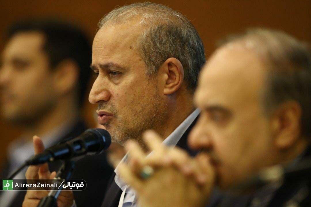 تاج: ویلموتس در مورد دستکاری قراردادش از ادبیات خوبی استفاده نکرد